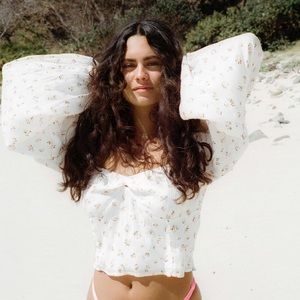 NEW NWT Billabong Love Somebody Top